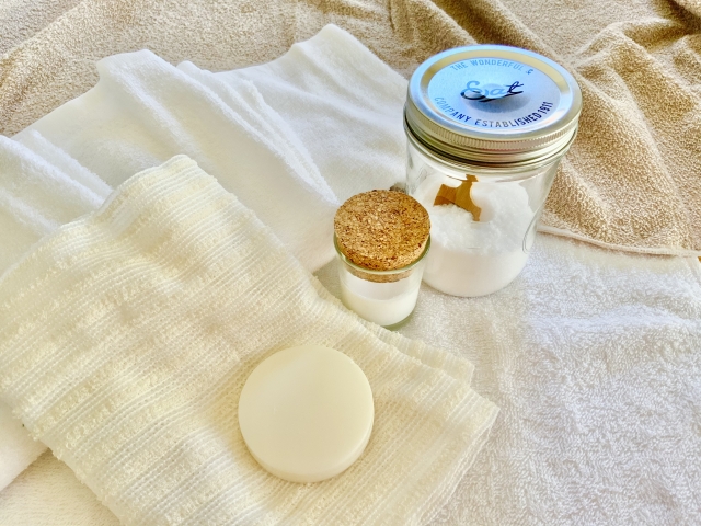 Epsom Salt vs Dead Sea Salt vs Magnesium Flakes: Which Bath Soak Is Right for You?