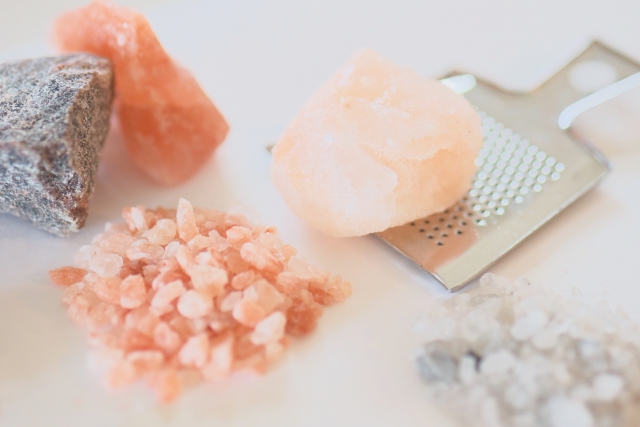 Epsoak Epsom Salt Review: Is the Best-Selling Bath Salt Worth It?